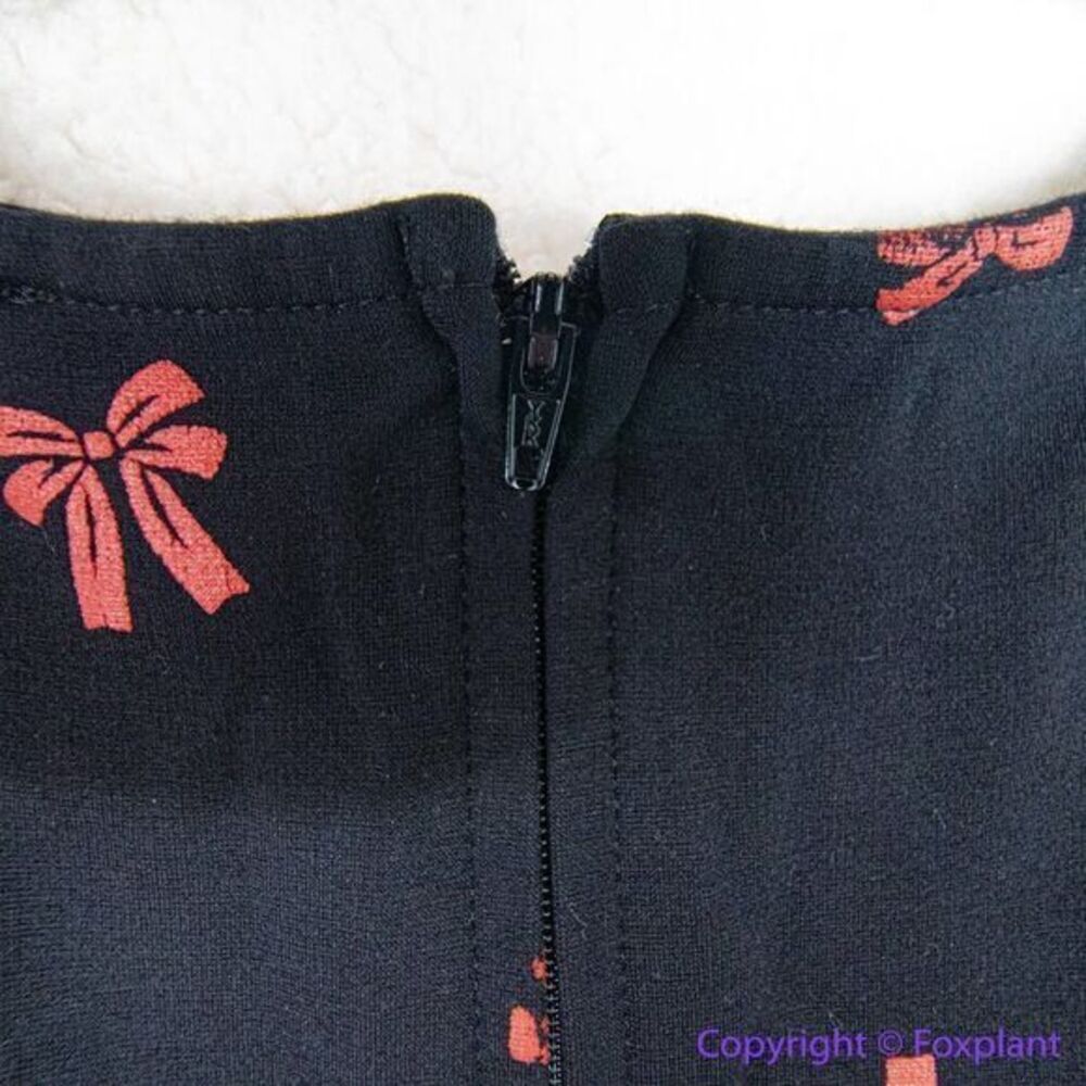Unique Vintage Black & Red Bows Print Stephanie Fit & Flare Dress, 3X - Picture 13 of 16